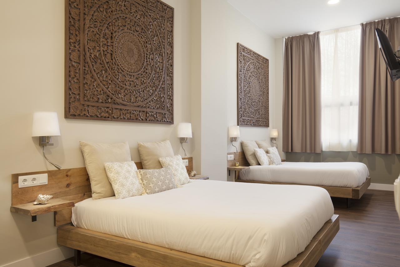 Hotel Radha L’Hospitalet de Llobregat Zewnętrze zdjęcie