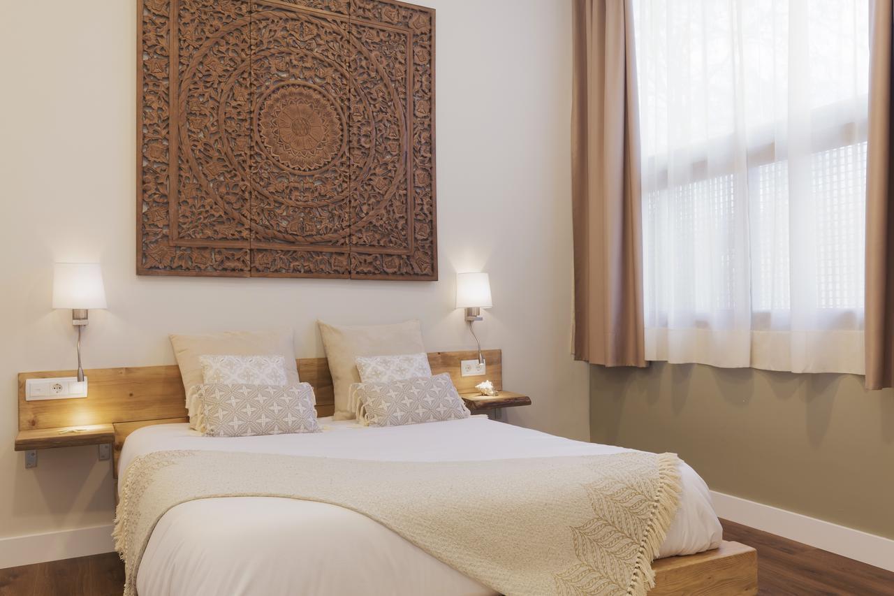 Hotel Radha L’Hospitalet de Llobregat Zewnętrze zdjęcie