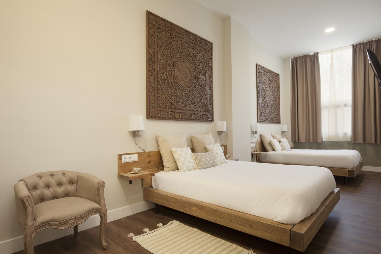 Hotel Radha L’Hospitalet de Llobregat Zewnętrze zdjęcie