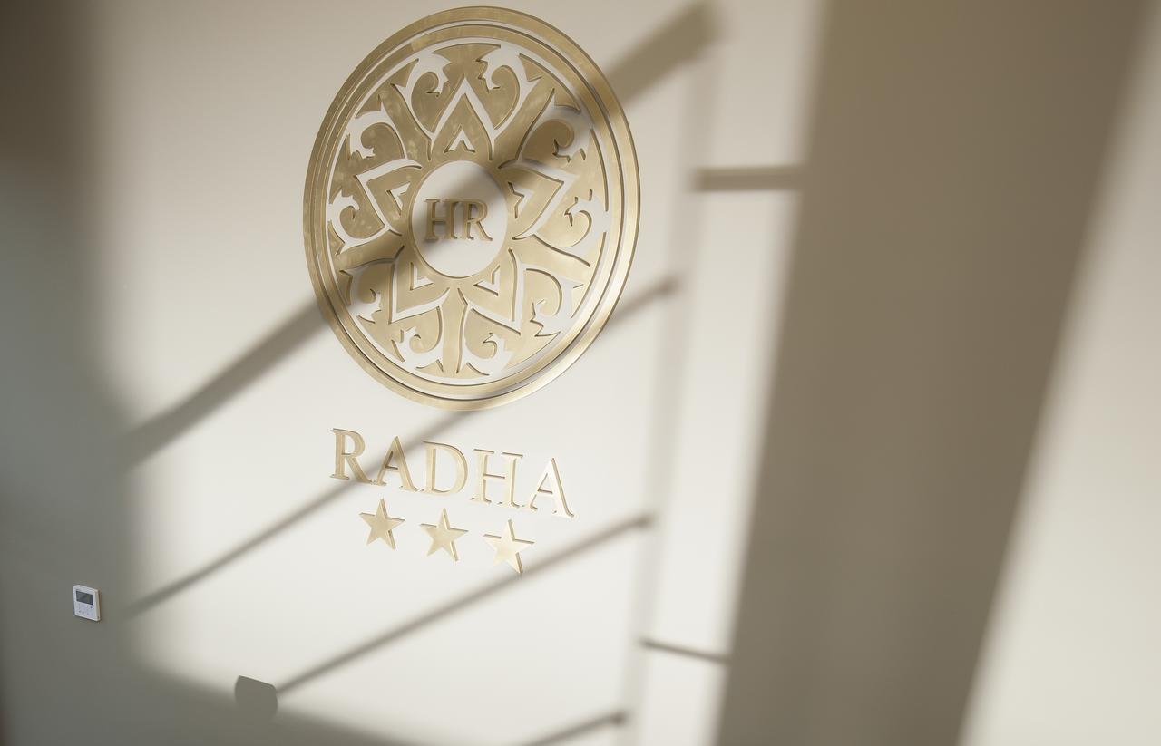 Hotel Radha L’Hospitalet de Llobregat Zewnętrze zdjęcie